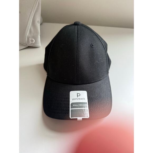 $124 New Ponyback hats set of 2 - black and grey small medium main image 6